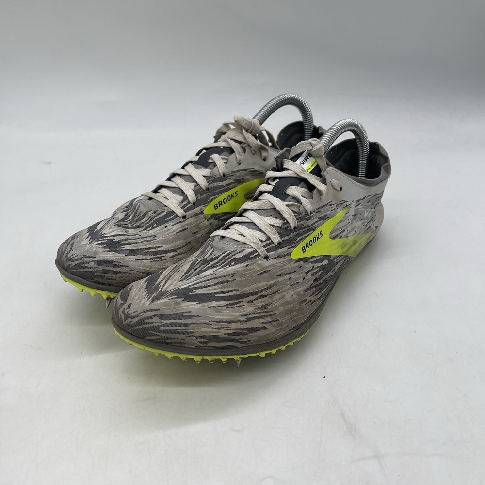 Brooks Wire V6 Shos Cleats Mens 9 Lac Up Spikes Field Soccer Sportswear
